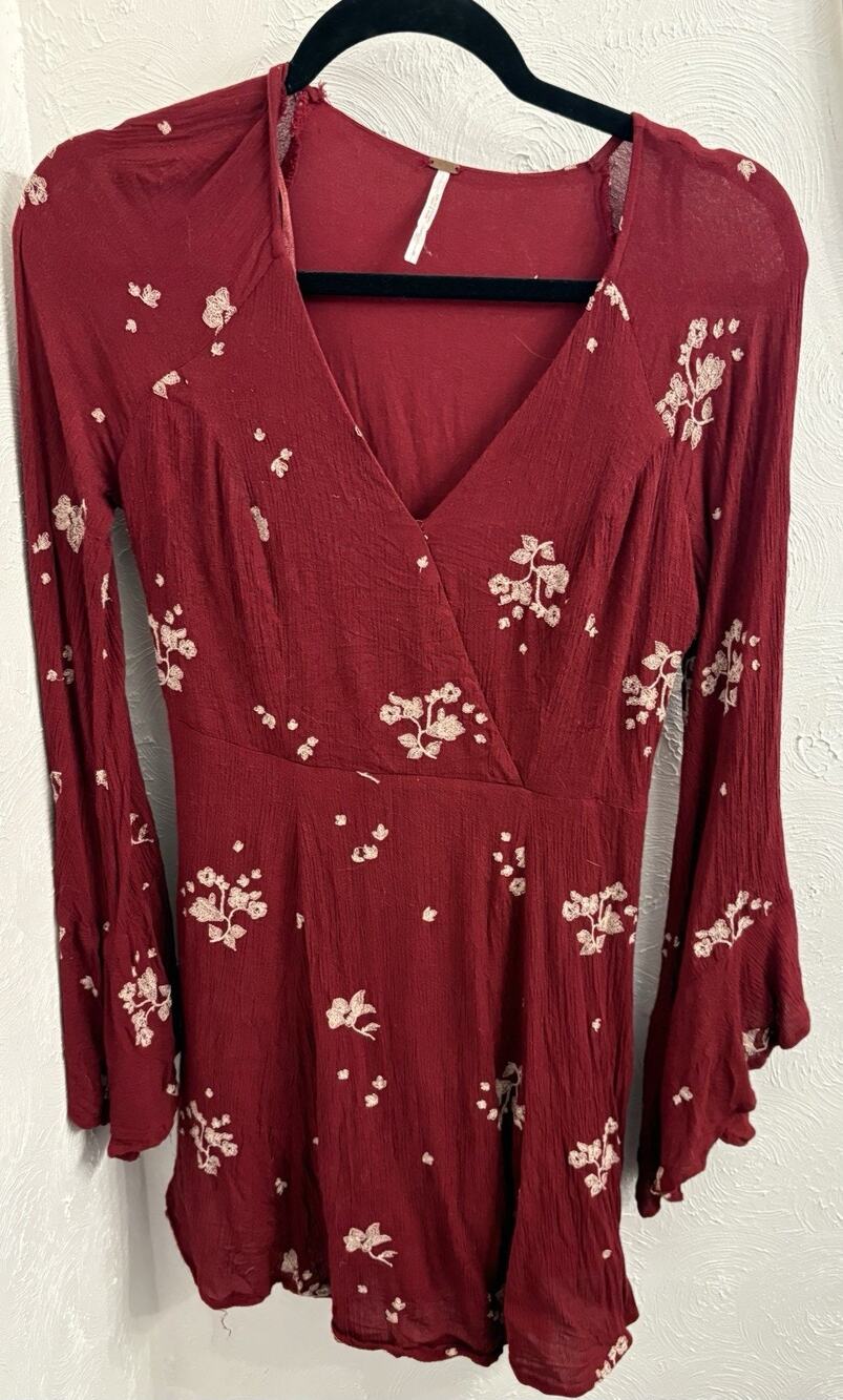 Free People Jasmine Embroidered Bell Sleeve Mini Dress Women’s 6 Burgundy Floral